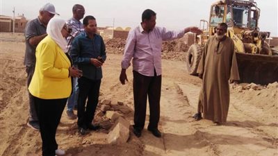   نائب محافظ أسوان توجه بسرعة الانتهاء من مشروع إنشاء عمارات الإيواء العاجل بالمحافظة