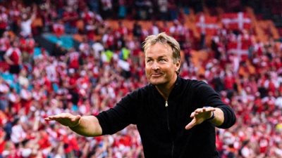 مدرب الدنمارك: مواجهة أستراليا غدًا حاسمة في سباق التأهل لدور الـ16