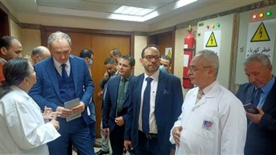 سفير بيلاروسيا يزور معهد القلب لبحث التعاون مع هيئة المستشفيات التعليمية