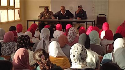 «ثقافة المنيا» تواصل فعاليات ترسيخ قيم وممارسات المواطنة بقرية إطسا سمالوط