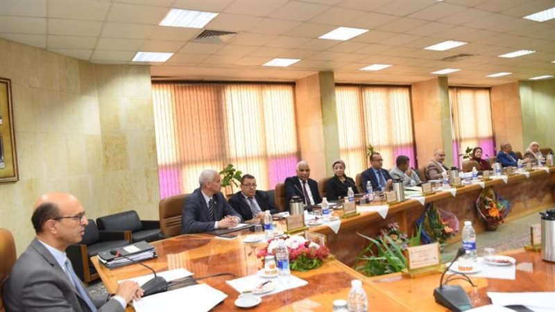 مجلس جامعة أسيوط