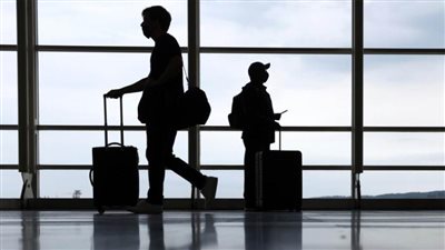 العراق يعفي المسافرين عبر مطاراته من شهادة التلقيح ضد كورونا