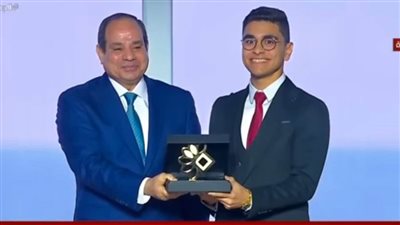 بعد تكريمه من الرئيس السيسي.. 