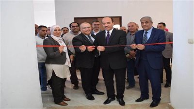 رئيس جامعة العريش يفتتح المركز الطبي بالجامعة لخدمة أهالي المحافظة