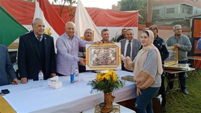 رئيس جامعة بنها يعفي طلاب المدن الفائزين في الأنشطة الطلابية من مصروفات شهر والمشاركين نصف شهر