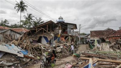 زلزال بقوة 6.4 درجة يضرب جزيرة جاوة الإندونيسية