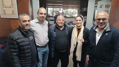 الزهور يكرم بطلة الإسكواش نور وجيه