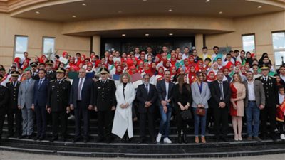 لتفوقهم دراسيًا.. الداخلية تواصل تكريم أبناء شهداء الشرطة