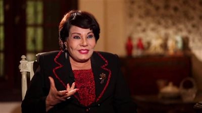 استبعاد فردوس عبدالحميد بشكل غير لائق من 