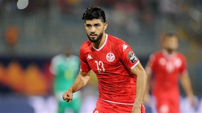 فرجاني ساسي ينفي صحة ما تردد عن اعتزاله اللعب دوليا