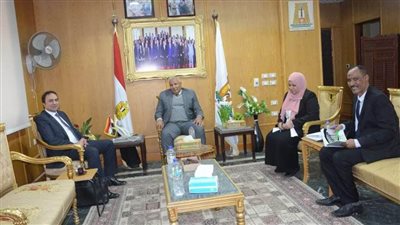 محافظ الوادي الجديد: إنشاء أول جامعة خاصة بالوادي الجديد و(9) كليات جديدة كمرحلة أولى 