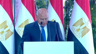 كامل الوزير: نعمل على تطوير ميناء الإسكندرية لخدمة حركة التجارة العالمية
