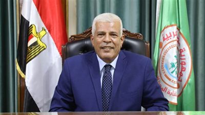 نقيب المهندسين الزراعيين يستعرض مشروعات مصر القومية أمام المنتدى العربي بالأردن