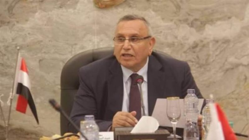 الدكتور عبدالسند