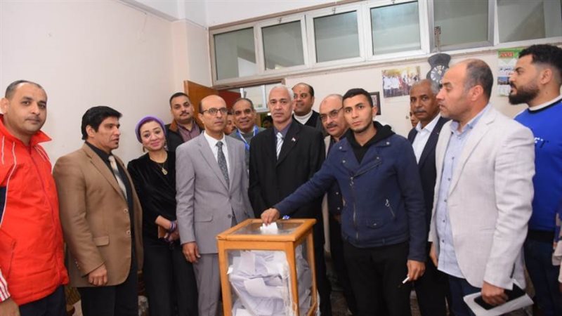 رئيس جامعة أسيوط