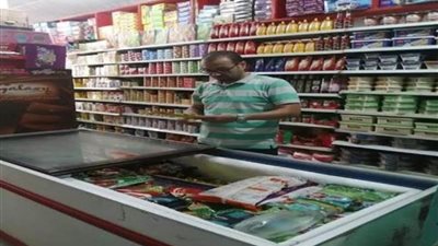 حملات تموينية وإزالة إشغالات لضبط المخالفين للقانون بعدد من المحافظات