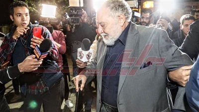 ساسة وإعلاميون وفنانون في عزاء الإعلامي مفيد فوزي