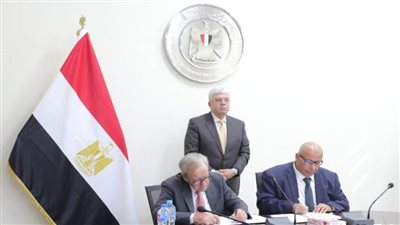 وزير التعليم العالى يشهد توقيع اتفاقية تعاون بين جامعتي القاهرة الجديدة التكنولوجية وستراثكلايد البريطانية