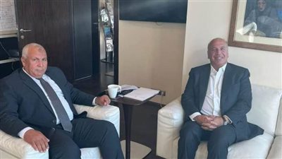 محافظ الوادي الجديد يبحث التوسع في مشروعات إحلال الغاز الطبيعي