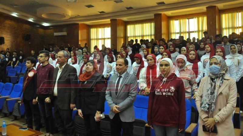 خلال الندوة