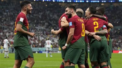   نصف دستة برتغالية في شباك سويسرا