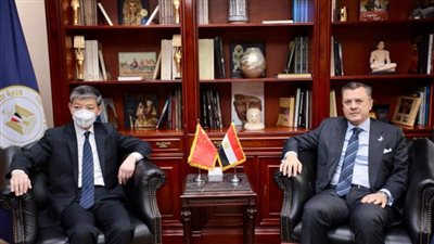 وزير السياحة والآثار يستقبل سفير الصين بالقاهرة