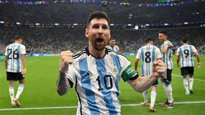 في لقاء الطواحين وراقصي التانجو.. هل يتحطم حلم ميسي على صخرة فيرجيل؟