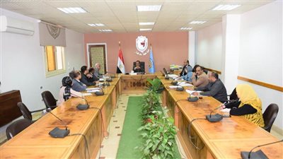 جامعة سوهاج تعتمد تعديلات اللائحة المالية والإدارية لبرنامج الطب التكاملي وتوافق على تشكيل لجان الكنترول والأسئلة 