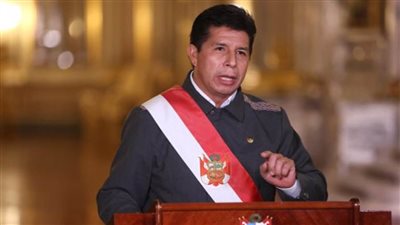 بيرو تغرق في أزمة سياسية طاحنة بعد الإطاحة بالرئيس