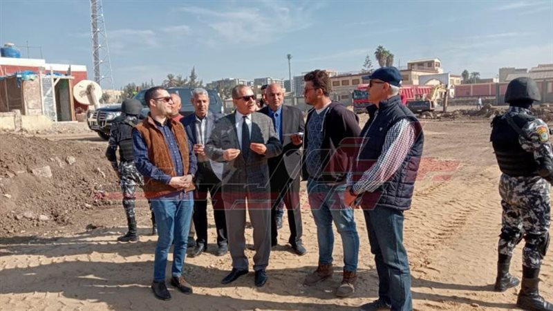 جولة المحافظ