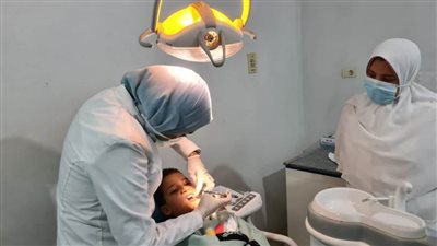 الكشف على ٢١٦٨ مواطنًا فى قافلة طبية بكفر السابي بالبحيرة 