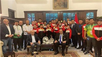 السفير المصري في جاكرتا يهنئ منتخب الكونغ فو على ميداليات بطولة العالم