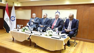 وزير التعليم العالي يشهد الجلسة الافتتاحية لندوة حول 