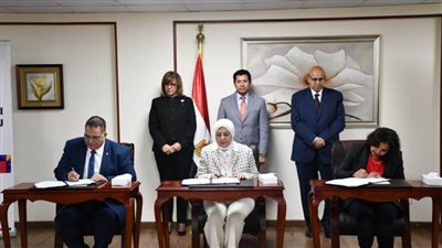 وزارة الشباب توقع بروتوكولي تعاون مع جامعة النيل وبنك التنمية الصناعية لدعم ريادة الأعمال