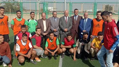 رئيس جامعة بنها يتفقد الملتقى الأول لذوي الهمم