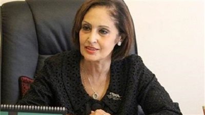 نائلة جبر: الدولة تهتم بمكافحة الهجرة غير الشرعية للحفاظ على كرامة المواطنين