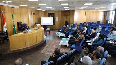 المنيا تعلن انخفاض معدل المواليد ومؤشر البطالة للذكور والإناث خلال عام 2021