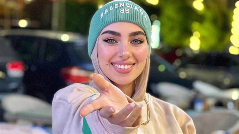 بلوجر أزياء