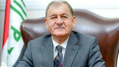 رئيس العراق يوجه برفع القدرات القتالية لجيش بلاده