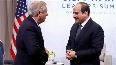 عاجل الرئيس السيسي يستقبل السيناتور الأمريكي