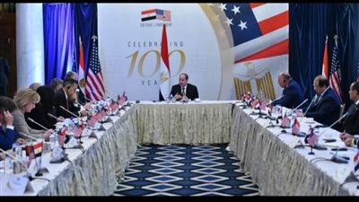 الرئيس السيسي يحضر مأدبة عشاء بالبيت الأبيض للزعماء الأفارقة المشاركين في القمة الأمريكية-الإفريقية