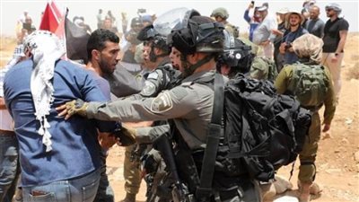 إصابات بجروح وحالات اختناق في اعتداءات للاحتلال  في الضفة الغربية