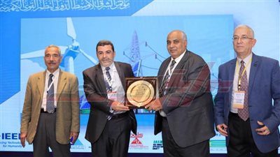 رئيس جامعة كفر الشيخ يعلن ختام مؤتمر الشرق الأوسط الدولي لنظم القوي الكهربية