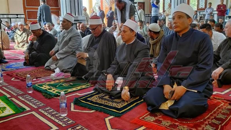 خلال افتتاح المساجد