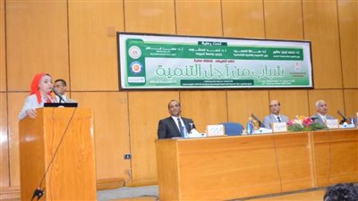 رئيس جامعة أسيوط يطلق مسابقتين ضمن فعاليات اللقاء التعريفي لانطلاق مبادرة شباب من أجل التنمية