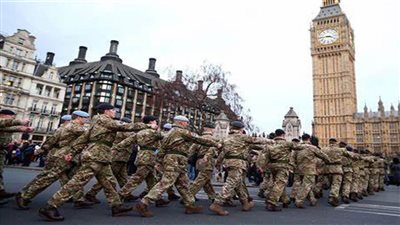 بريطانيا: سيتم تعبئة 1200 عسكري ليحلوا محل المسعفين وعناصر شرطة الحدود المضربين