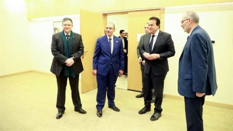 وزير الصحة ببرنامج