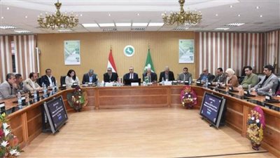 منح ديوان عام محافظة الشرقية و3 مراكز تكنولوجية شهادة الأيزو للممارسات الإدارية