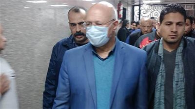 رئيس جامعة بنها يتفقد المستشفى الجامعي للاطمئنان على الخدمة الصحية
