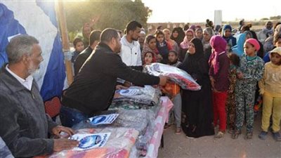 مستقبل وطن بقنا يهدي مستشفيات المحافظة عددًا من البطاطين ضمن 